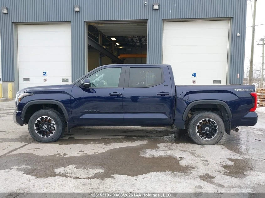 Toyota Tundra, снимка 14 - Автомобили и джипове - 53731334