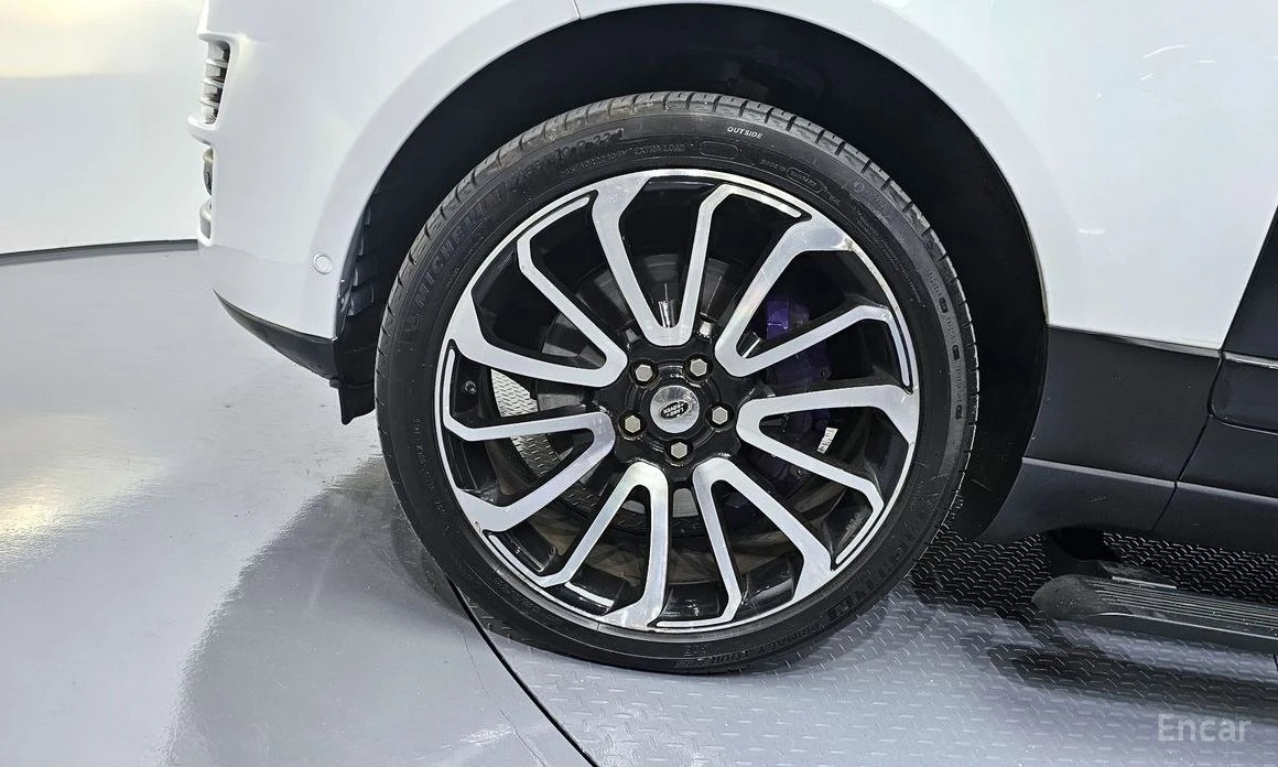 Land Rover Range rover * 4.4* D* VOGUE* МАСАЖ* ОБДУХВАНЕ* КАМЕРИ* 360* , снимка 15 - Автомобили и джипове - 54056365