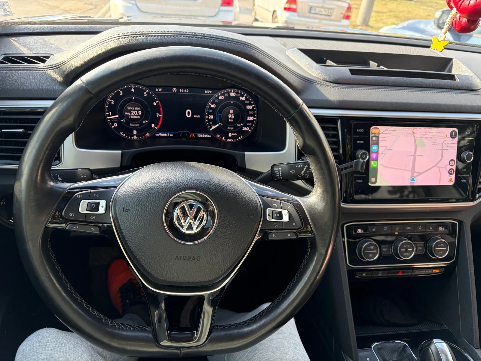 VW Atlas AWD FULL EXTRAS, снимка 10 - Автомобили и джипове - 54075620