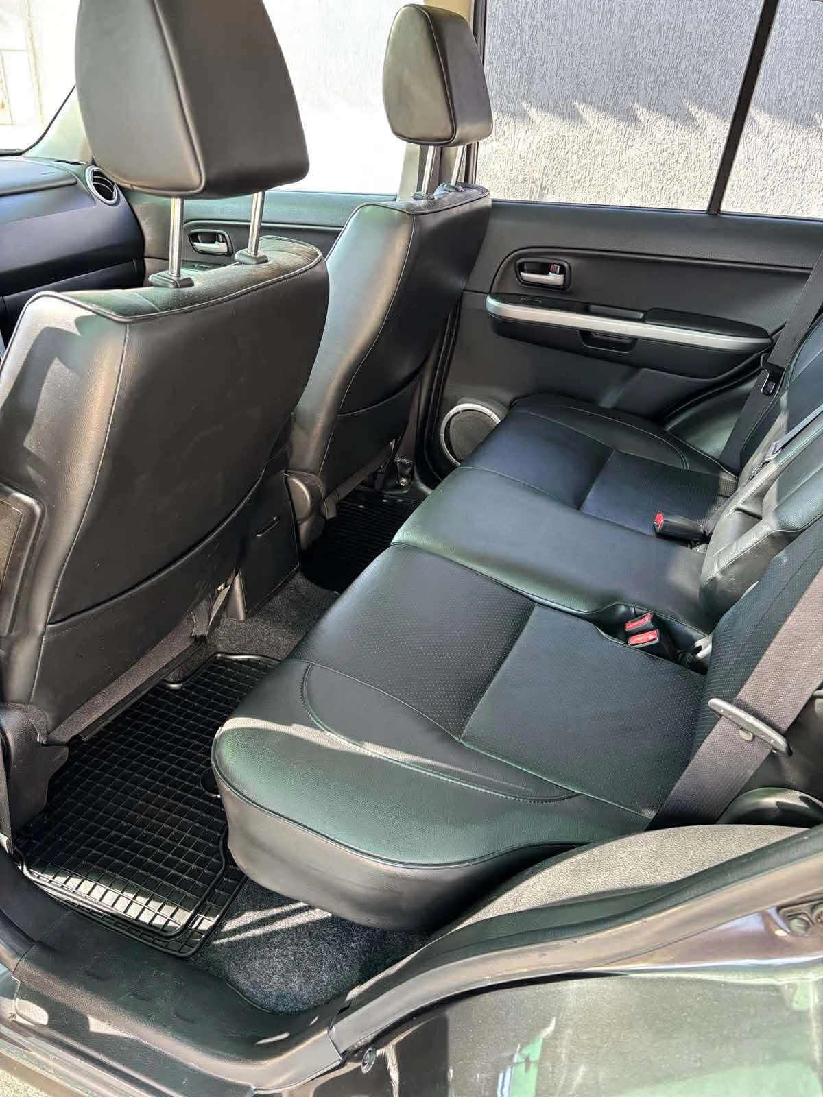 Suzuki Grand vitara, снимка 8 - Автомобили и джипове - 54155369