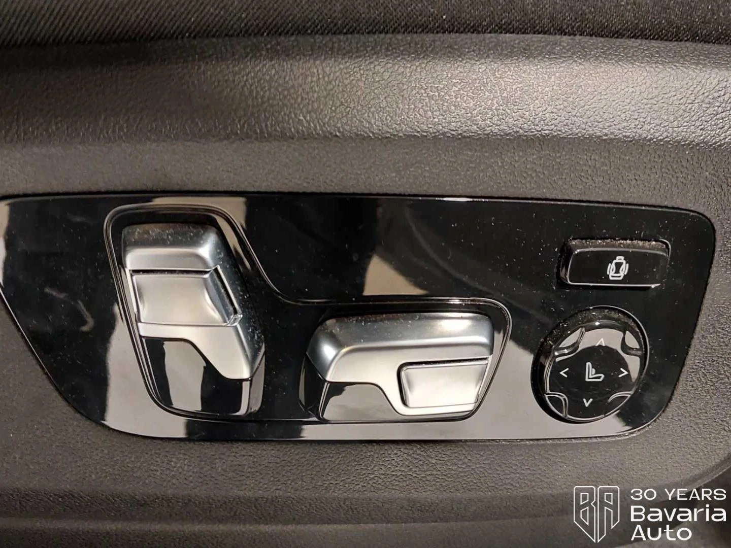 BMW X7 40d xDrive M Sport PRO Steptronic, снимка 16 - Автомобили и джипове - 56089563