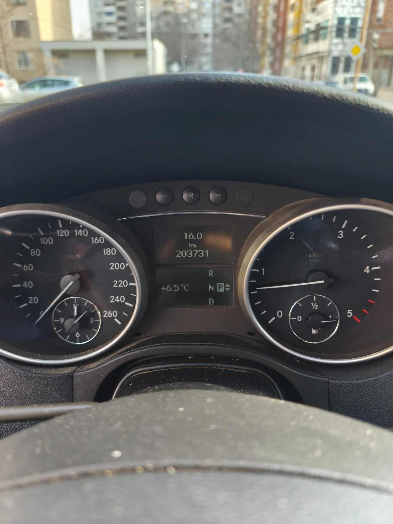 Mercedes-Benz ML 320 CDI 4MATIK , снимка 9 - Автомобили и джипове - 56151796