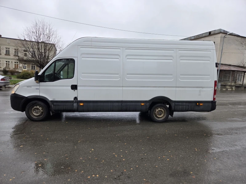 Iveco 35S18 3.0 MAXXI * KLIMA* ТЕМПОМАТ* Б КАТ., снимка 2 - Бусове и автобуси - 52671327