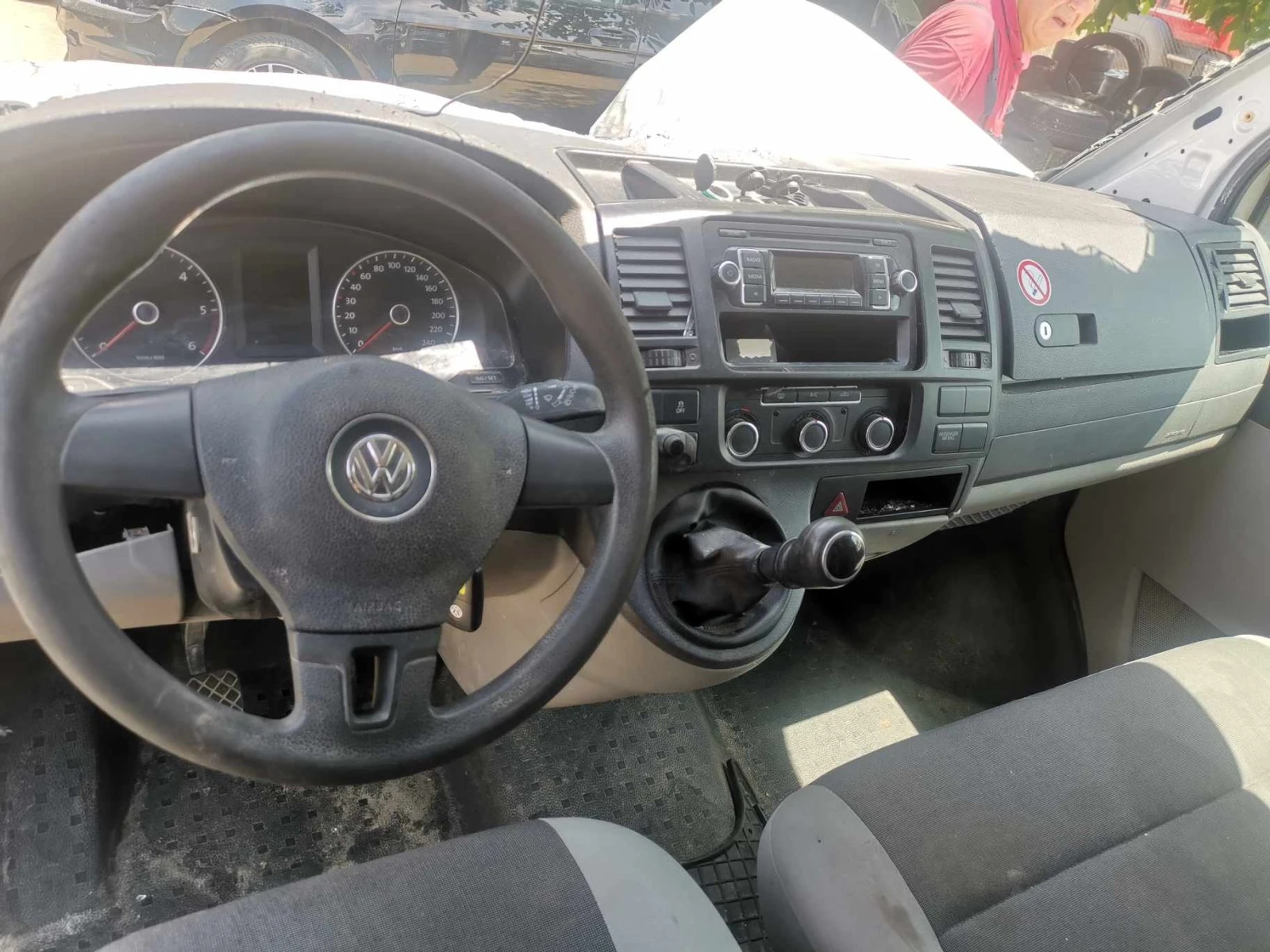 VW Transporter 2, 0tdi - изображение 8