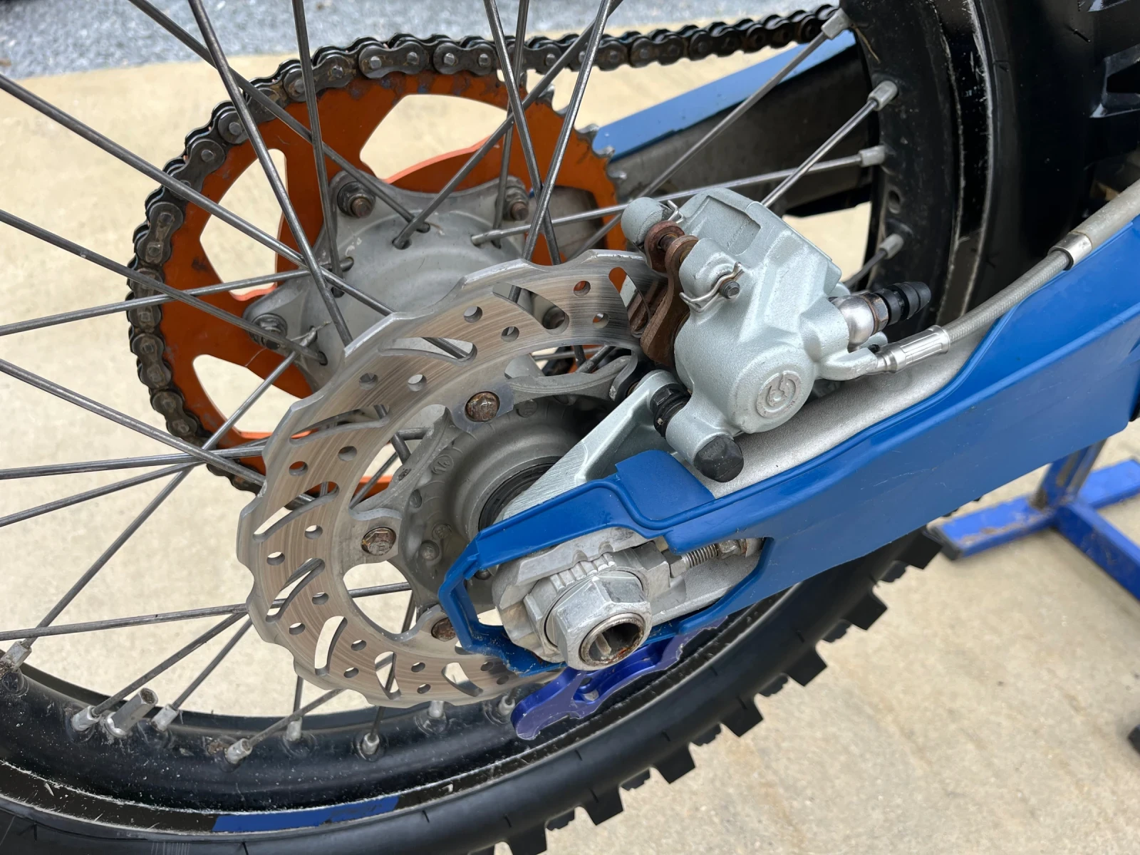 Husqvarna FC | Mobile.bg � ����������� 12