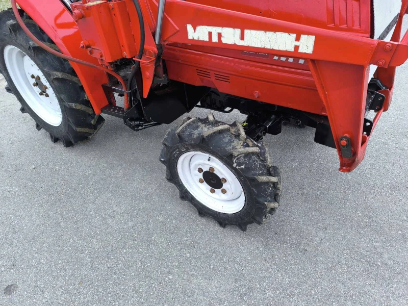 Трактор Mitsubishi Саки агро Сливен , снимка 4 - Селскостопанска техника - 52639140