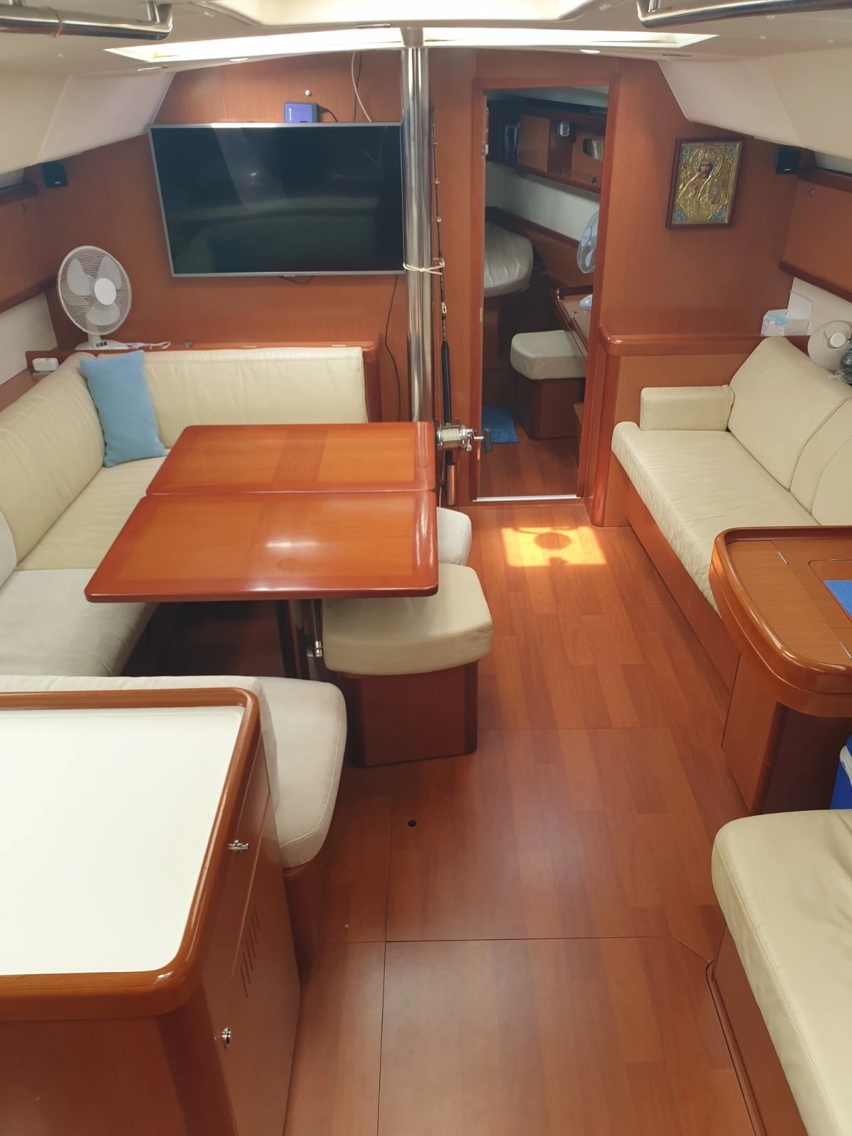 Ветроходна лодка Beneteau Oceanis 50 - изображение 7