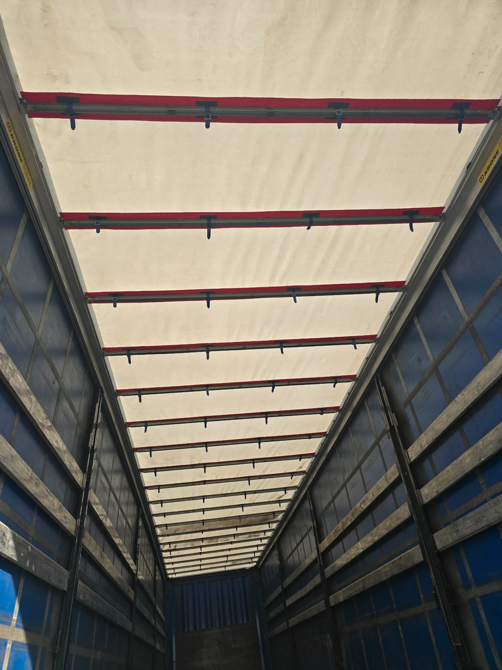 Полуремарке Krone, снимка 4 - Ремаркета - 54259122