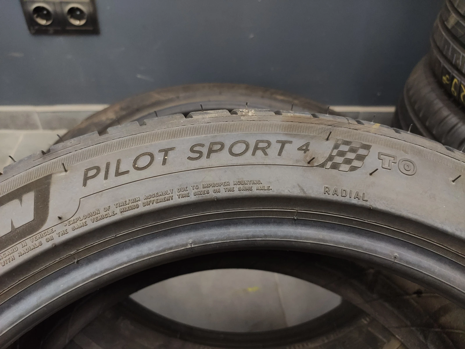  235/45R18 | Mobile.bg   8