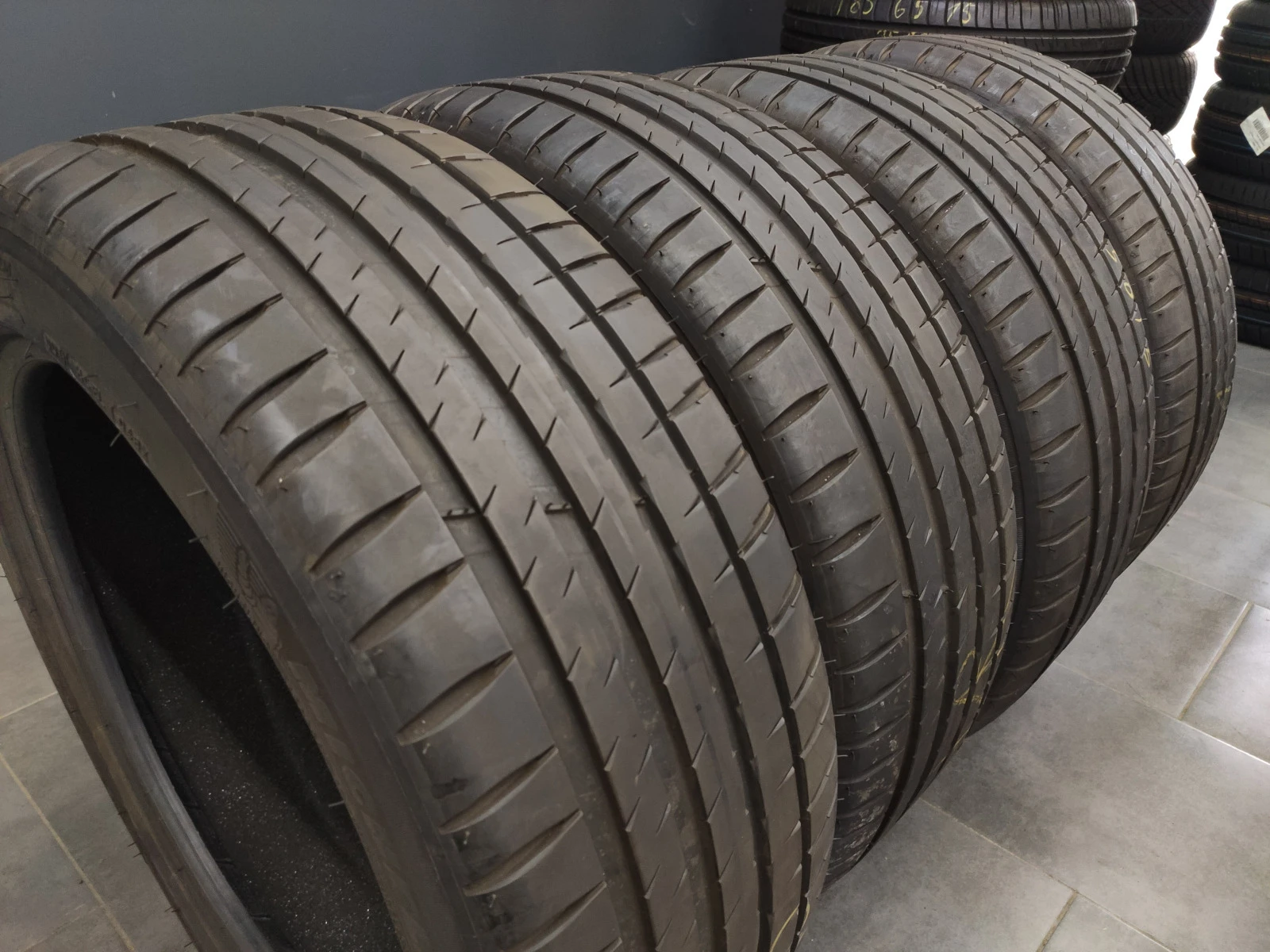  235/45R18 | Mobile.bg   5
