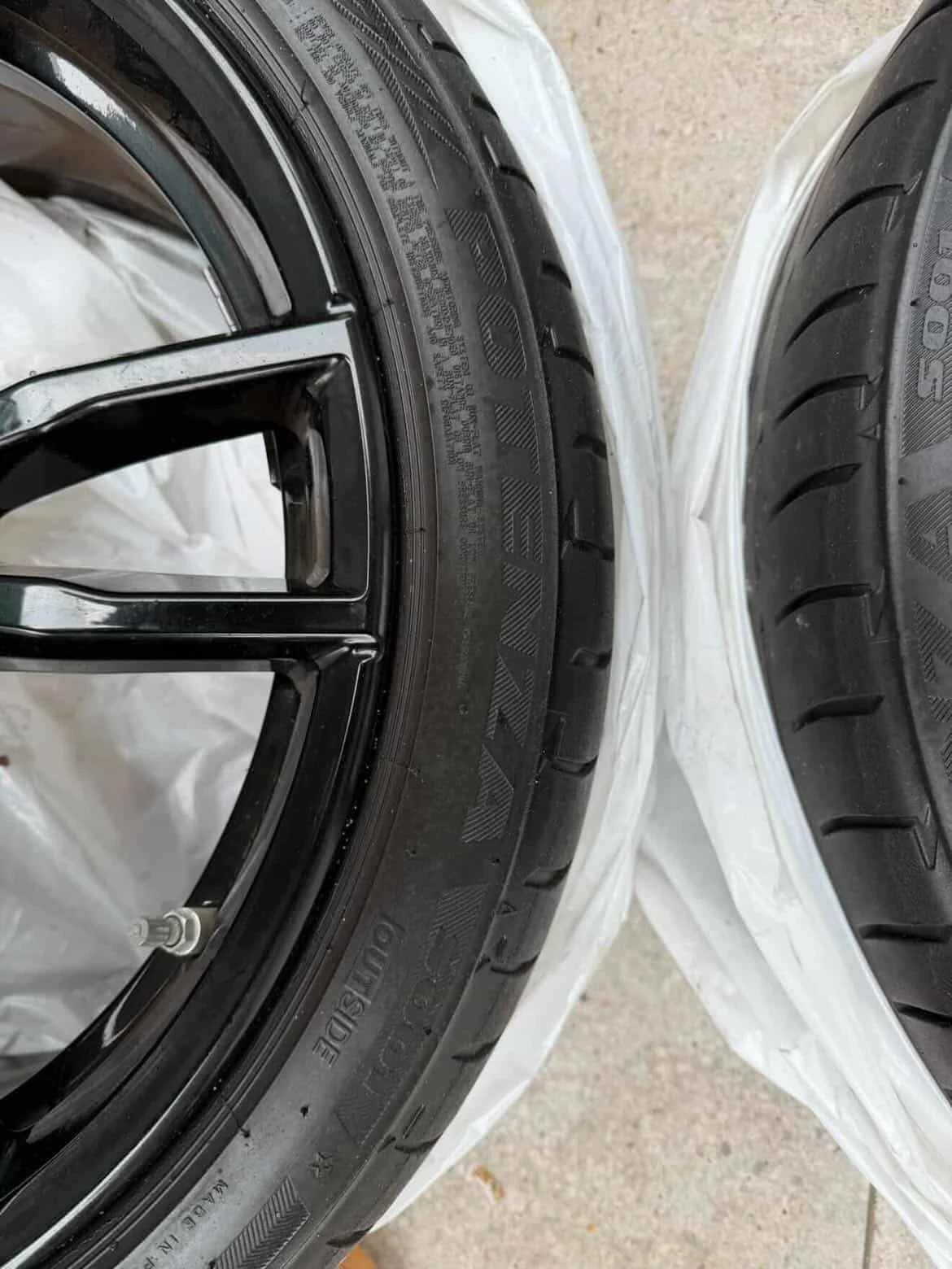 Гуми с джанти Bridgestone 255/35R19, снимка 10 - Гуми и джанти - 54371708