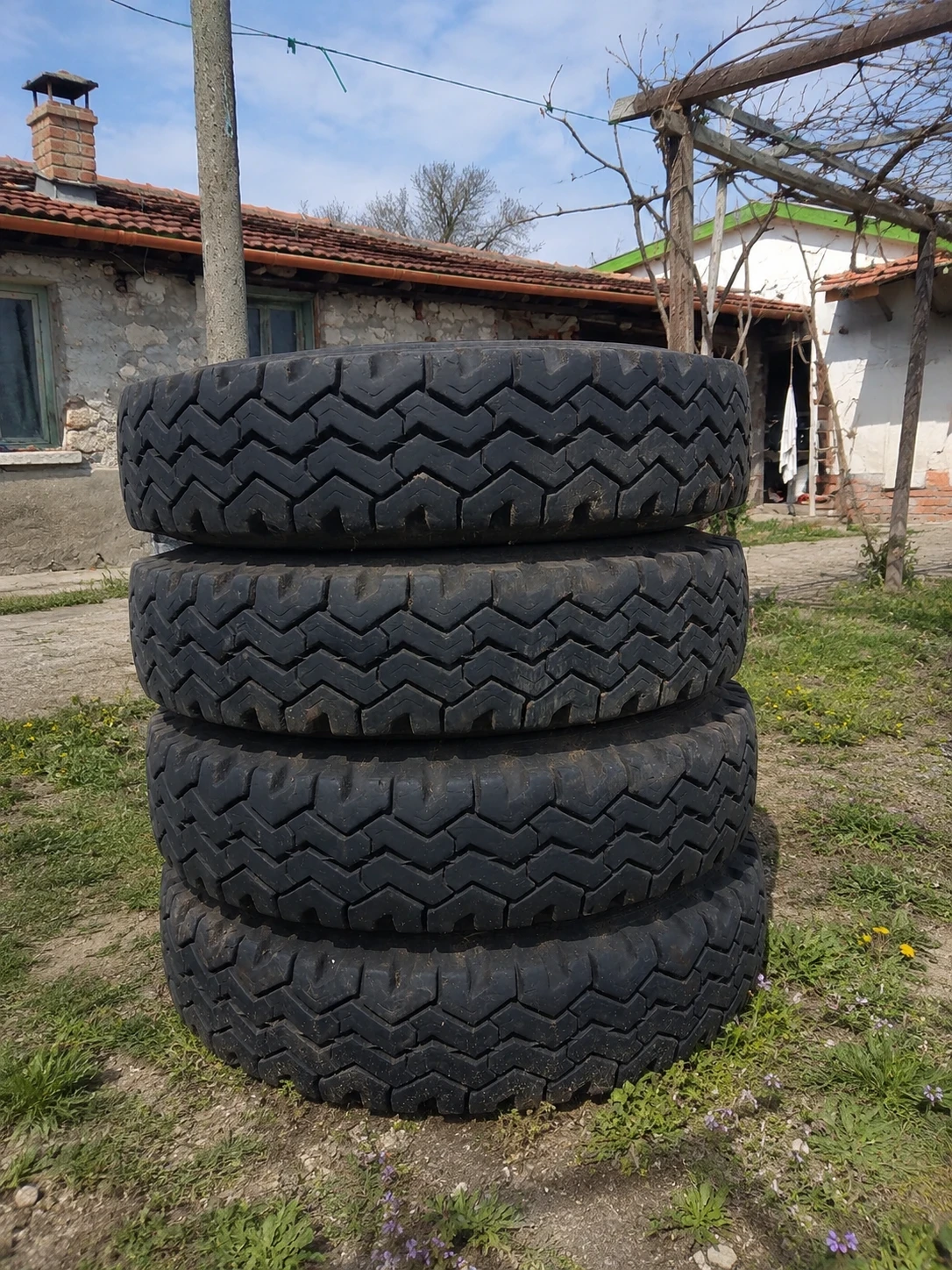 ���� � ������ 105/60R16 �� Lada Niva | Mobile.bg � ����������� 1