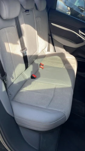 Audi E-Tron 55* Sportback* Head-Up* Pano* B&O, снимка 9
