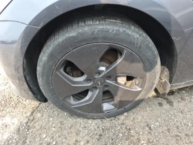 Tesla Model 3 RWD/ПЪЛЕН ПОДГРЕВ/МЪРТВА ЗОНА/ПАНОРАМА/ | Auto.bg — изображение 4