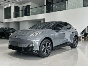 ������ LynkCo 02