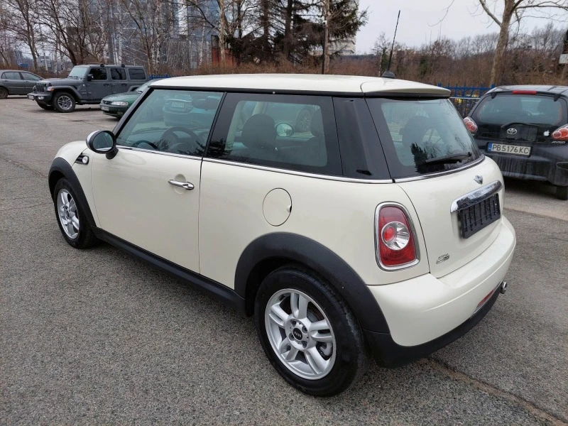 Mini Cooper 1, 6i 75ps 64000км!!!, снимка 4 - Автомобили и джипове - 39649956