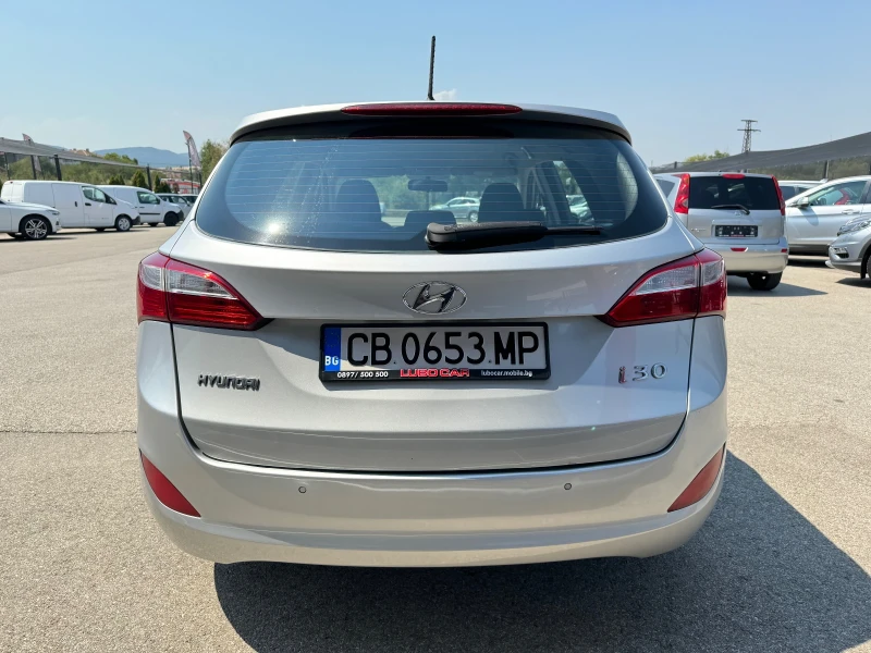 Hyundai I30 1.6CRDI-АВТОМАТИК-ПАРКТРОНИК-СЕРВИЗНА ИСТОРИЯ, снимка 5 - Автомобили и джипове - 46919527