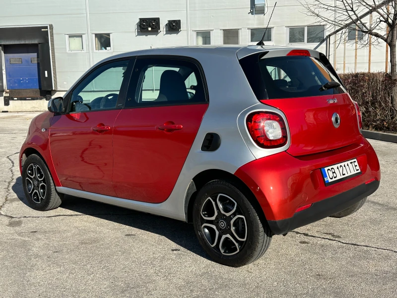 Smart Forfour 1.1, снимка 3 - Автомобили и джипове - 48113657