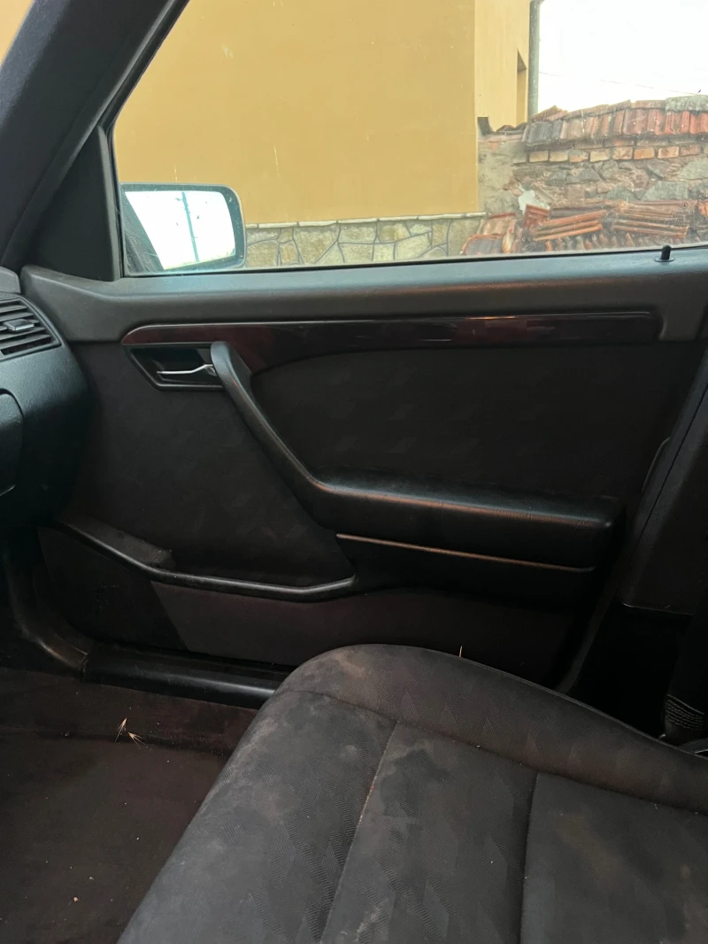 Mercedes-Benz C 250 2.5TD 150h.p, снимка 10 - Автомобили и джипове - 48141461