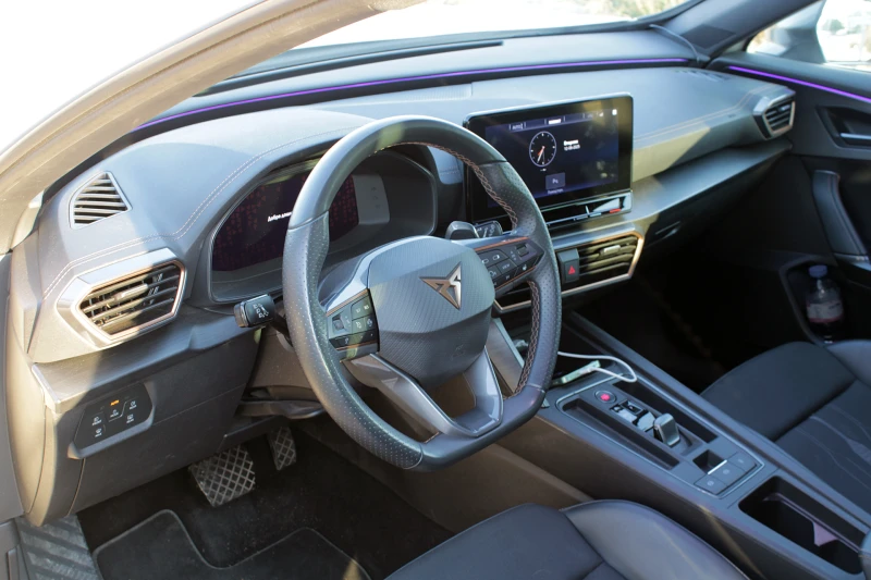 Cupra Formentor 1.5 TSI, снимка 10 - Автомобили и джипове - 52477507