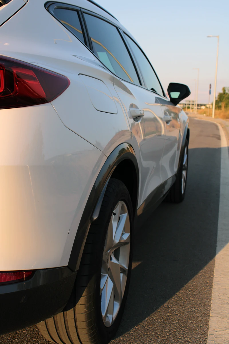 Cupra Formentor 1.5 TSI, снимка 9 - Автомобили и джипове - 52477507