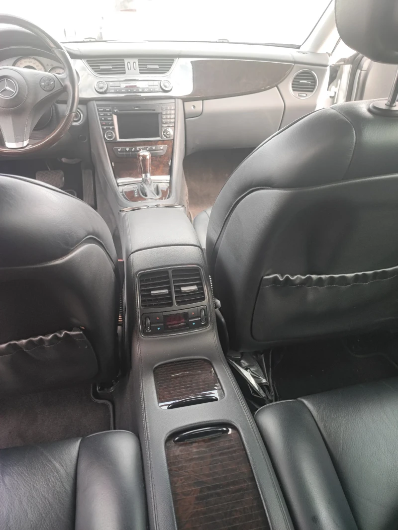 Mercedes-Benz CLS 500 550, снимка 12 - Автомобили и джипове - 52672459