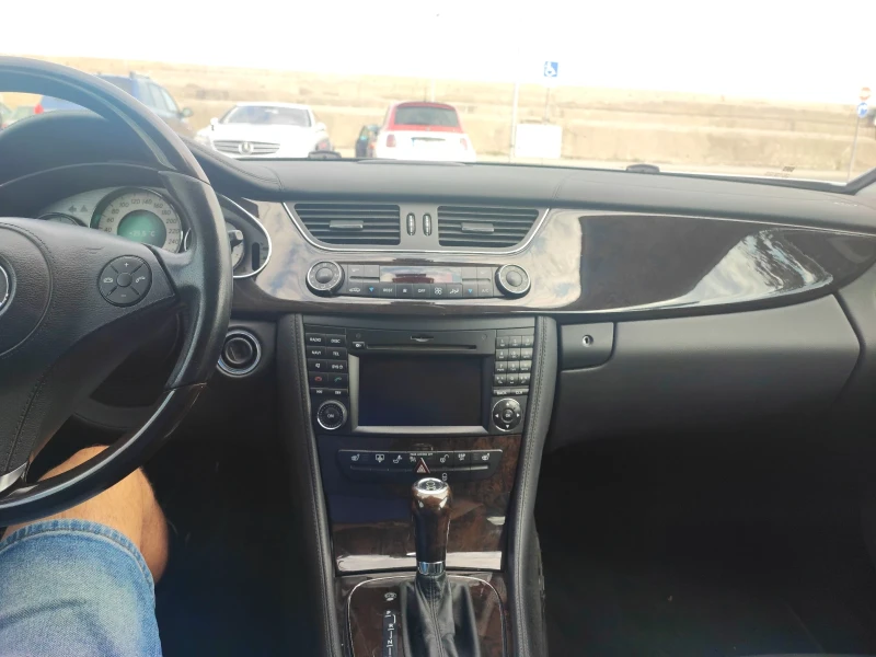 Mercedes-Benz CLS 500 550, снимка 9 - Автомобили и джипове - 52672459