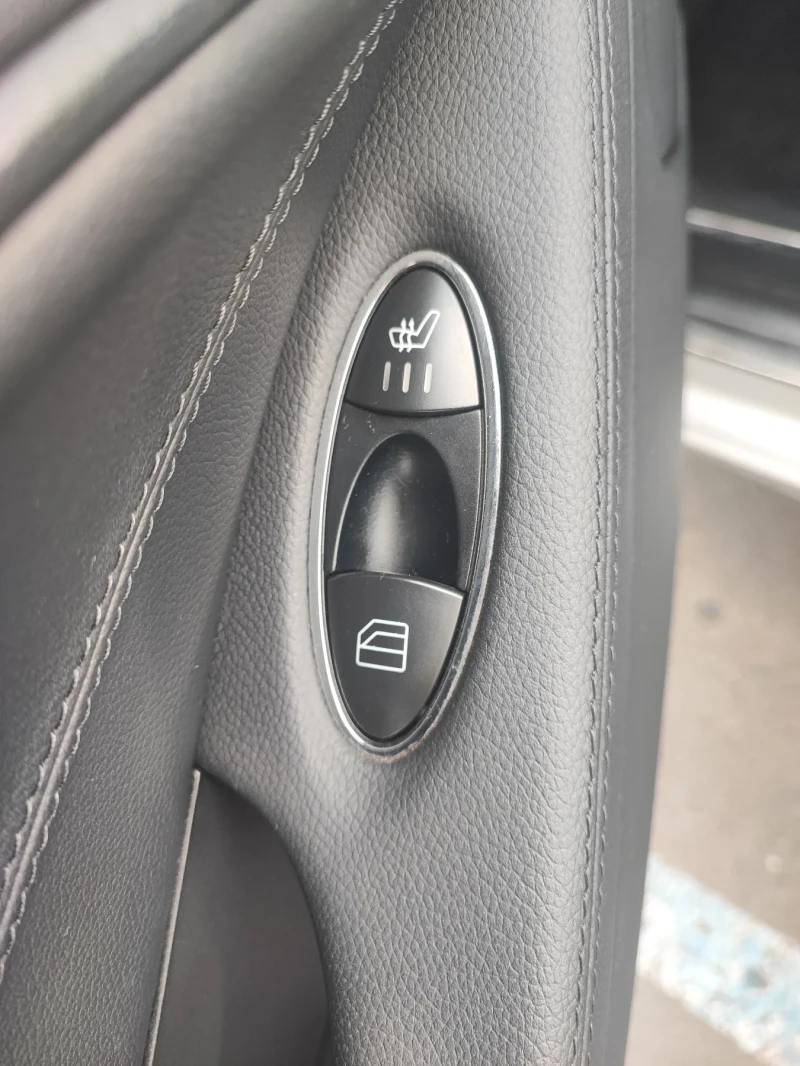 Mercedes-Benz CLS 500 550, снимка 14 - Автомобили и джипове - 52672459