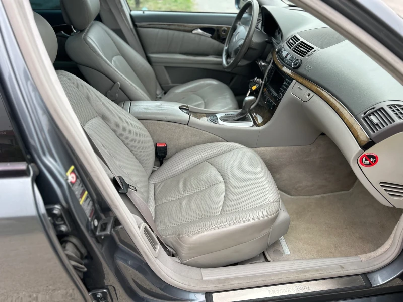 Mercedes-Benz E 500, снимка 12 - Автомобили и джипове - 52094986