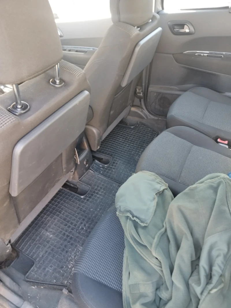 Peugeot 5008, снимка 11 - Автомобили и джипове - 52224967