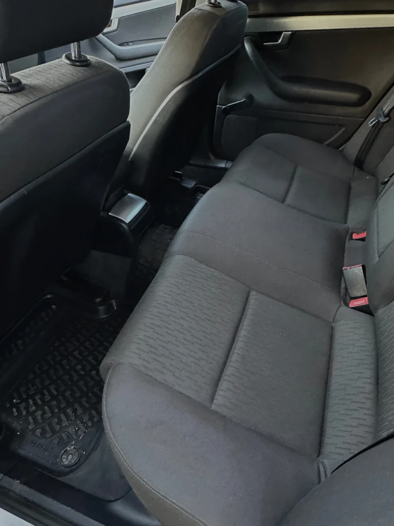 Audi A4, снимка 10 - Автомобили и джипове - 52553543