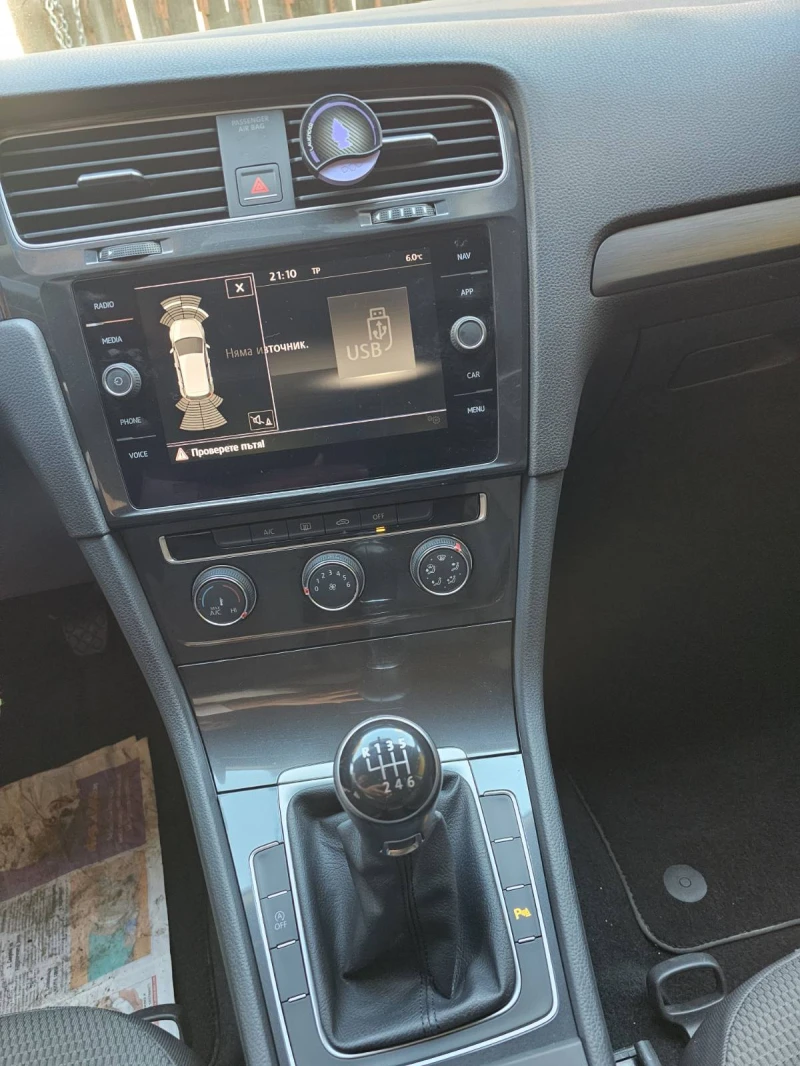 VW Golf 1.4, снимка 10 - Автомобили и джипове - 52871334