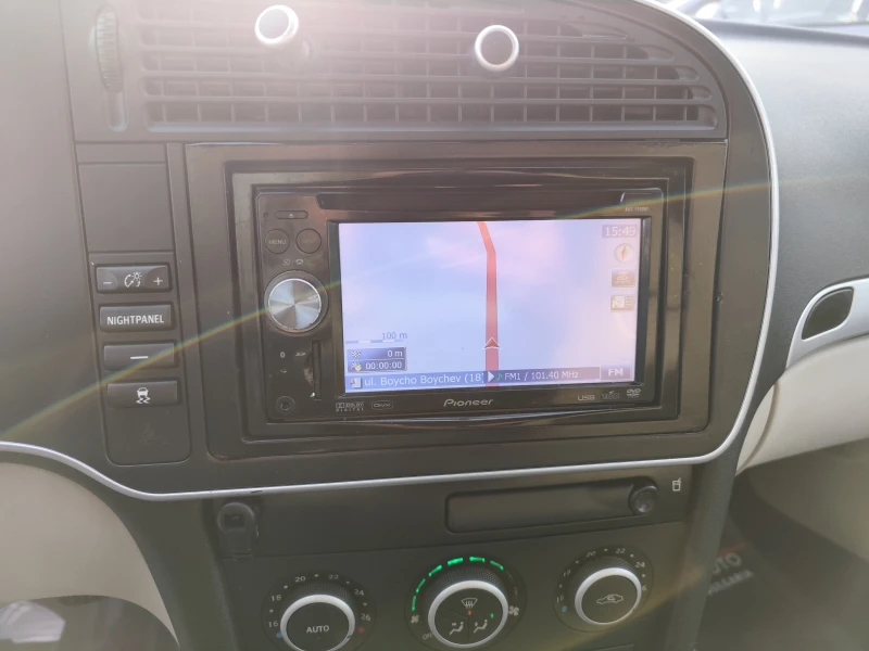 Saab 9-3 1.9ТiD* KLIMATONIK* КОЖА* , снимка 10 - Автомобили и джипове - 52838916