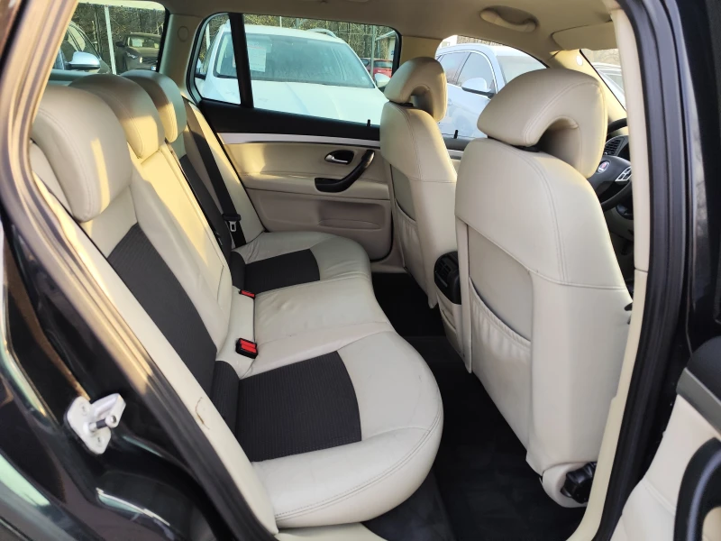 Saab 9-3 1.9ТiD* KLIMATONIK* КОЖА* , снимка 12 - Автомобили и джипове - 52838916