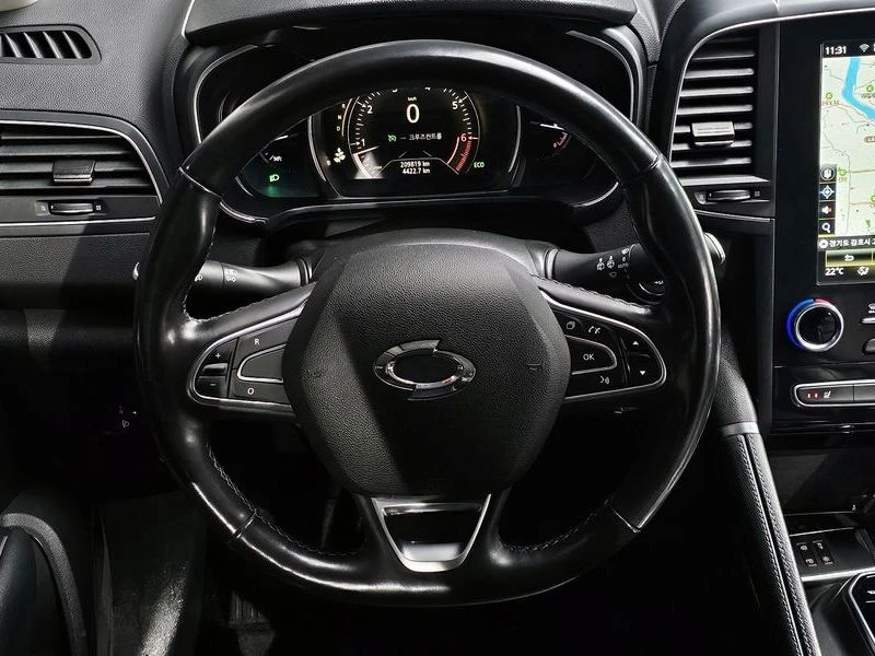 Renault Samsung QM6 2.0 Automatic, снимка 9 - Автомобили и джипове - 55714483