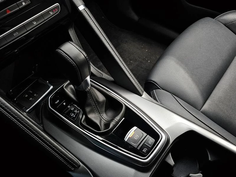 Renault Samsung QM6 2.0 Automatic, снимка 11 - Автомобили и джипове - 55714483