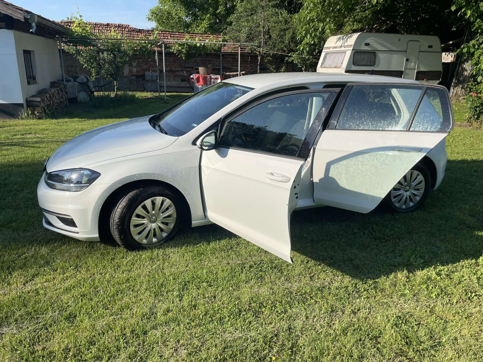VW Golf 7.5-1.6 TDI-128000км първи собственик - изображение 10