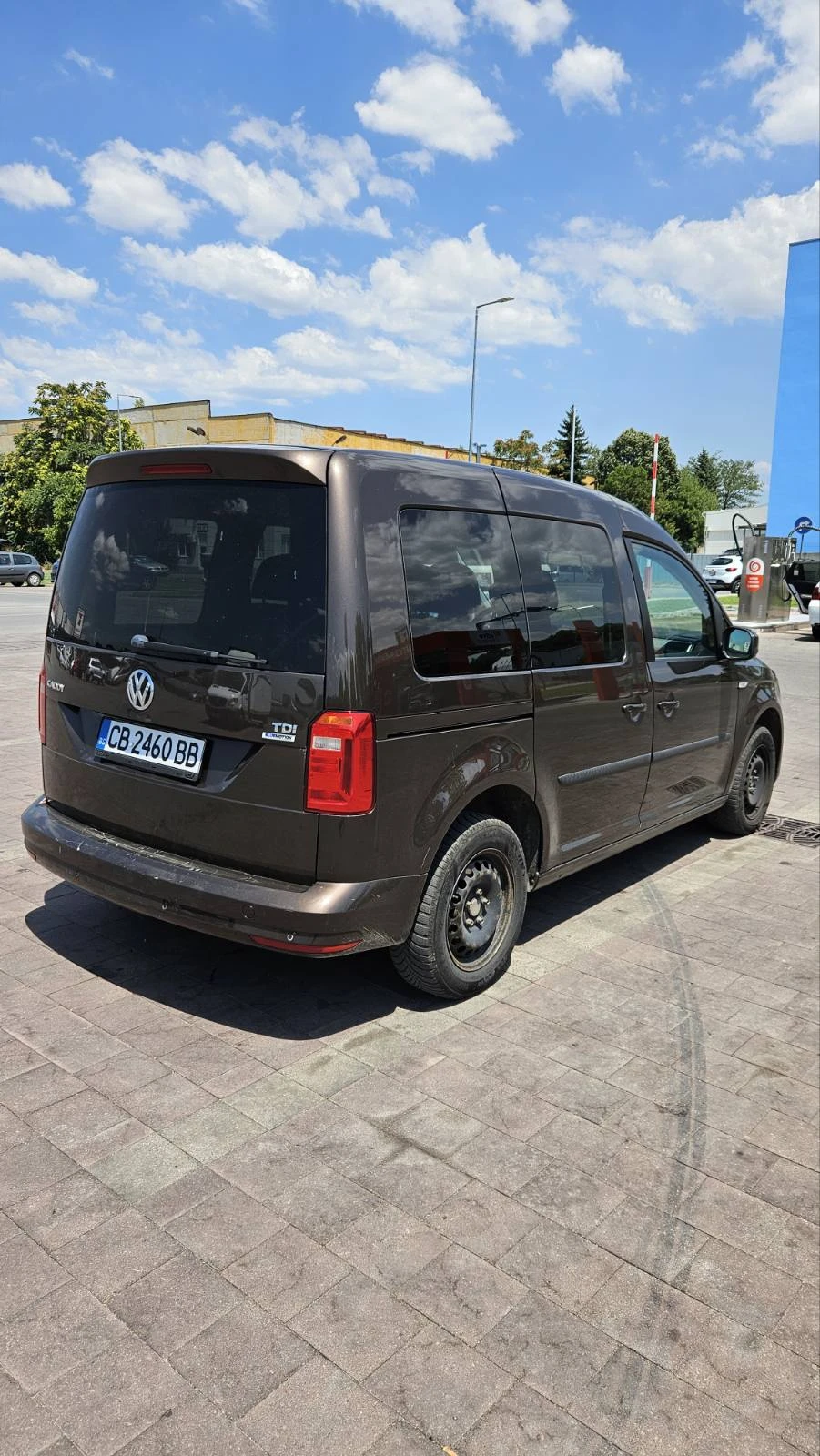 VW Caddy 2.0 TDI 6+ 1 - изображение 3