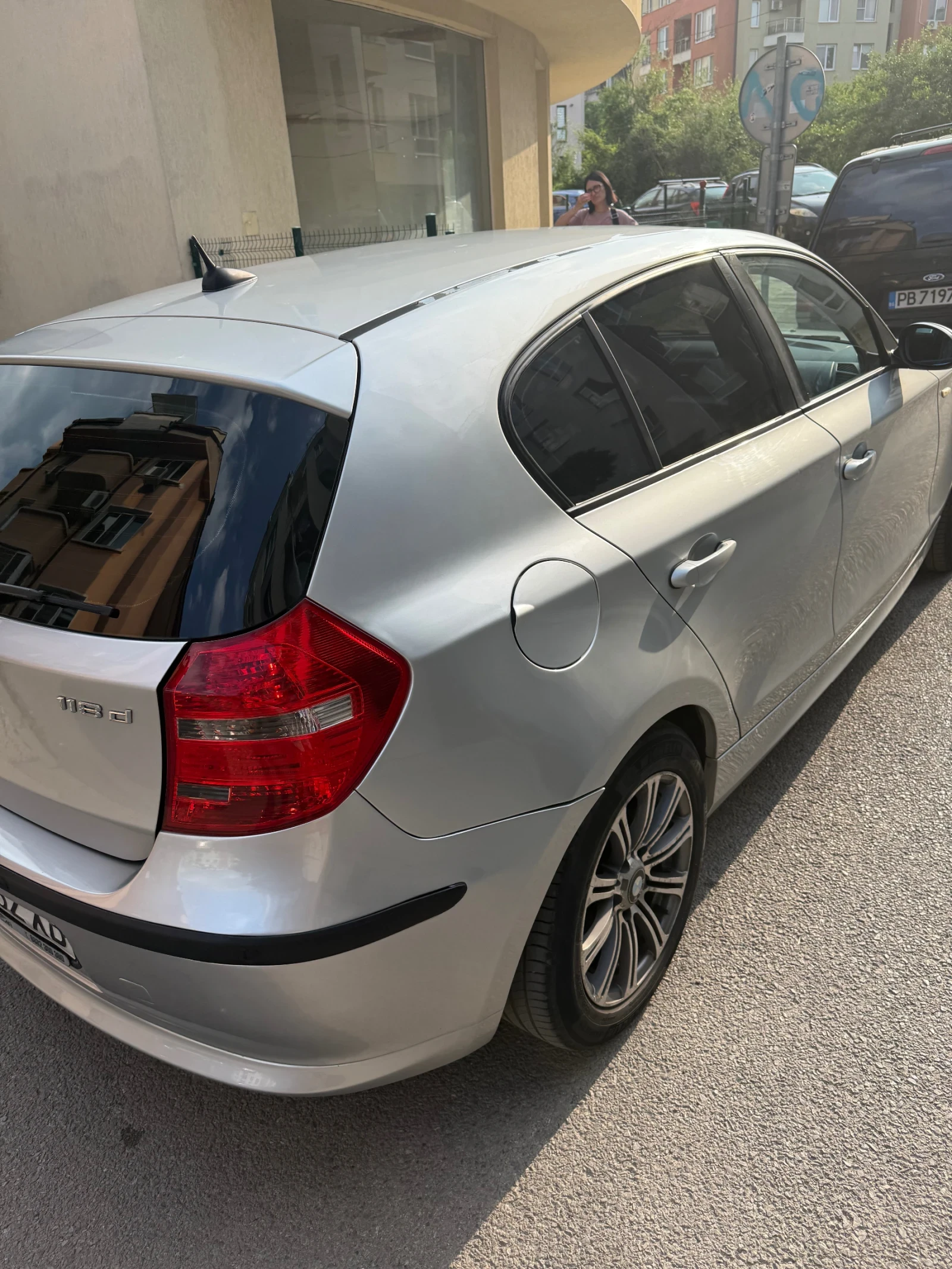 BMW 118  - изображение 6
