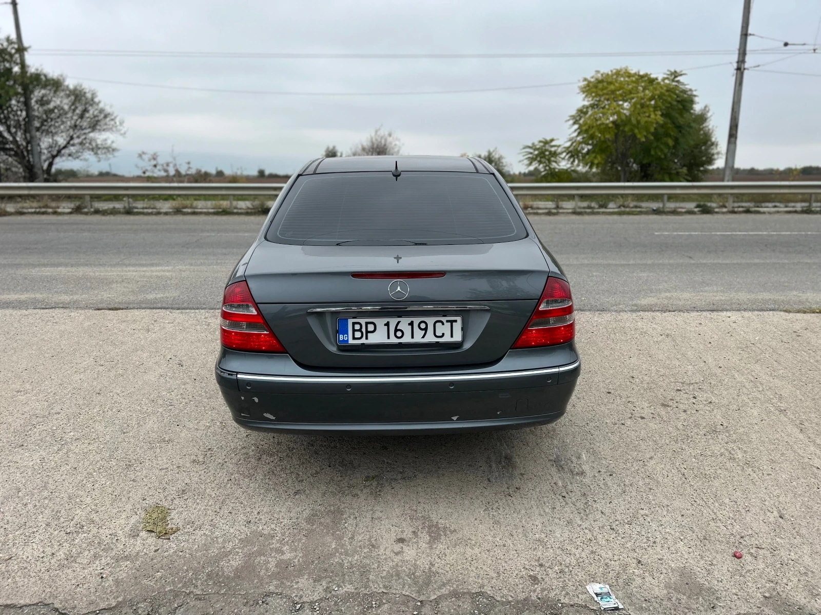 Mercedes-Benz E 500  - изображение 6