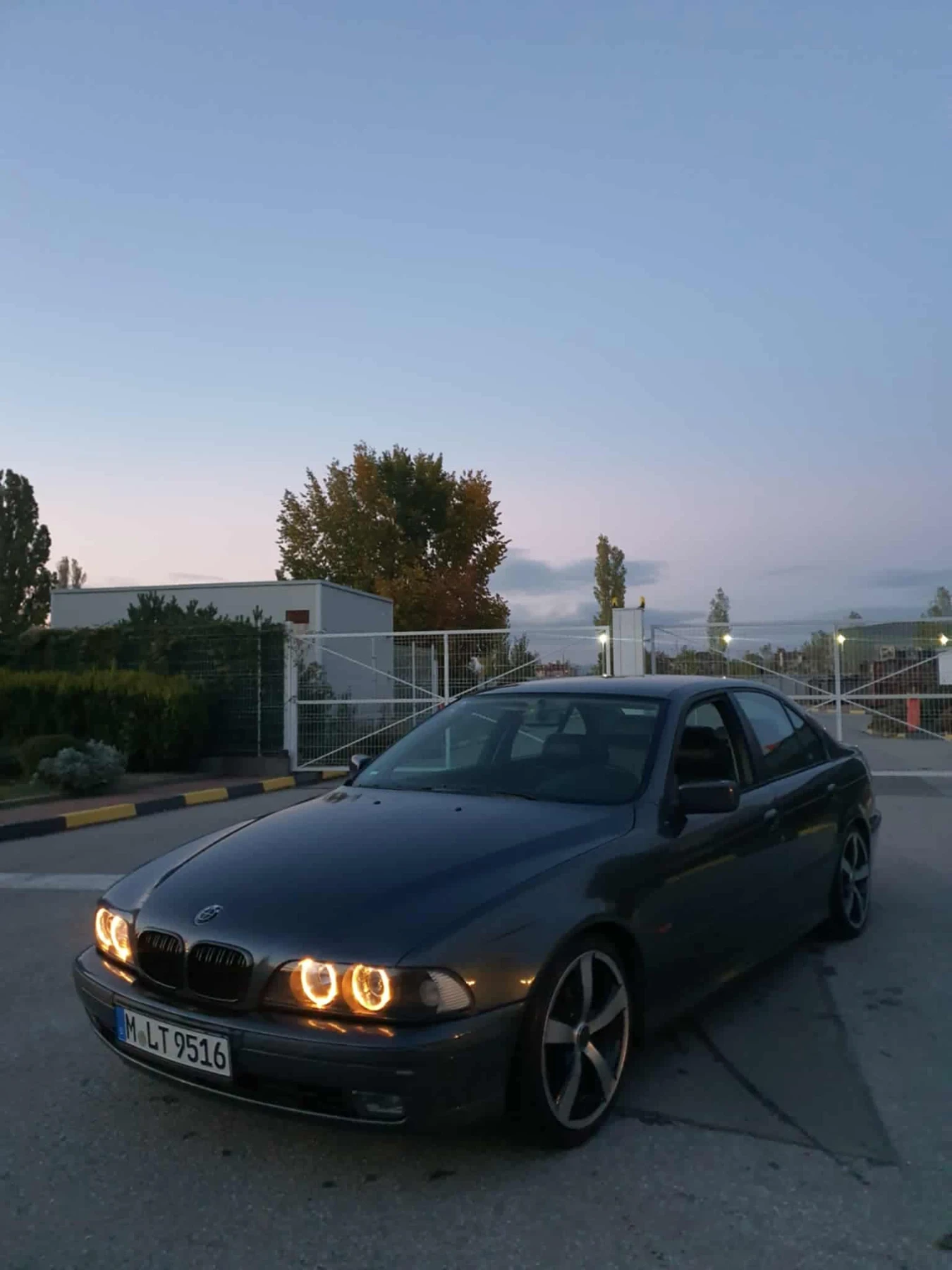 BMW 523 | Mobile.bg   1