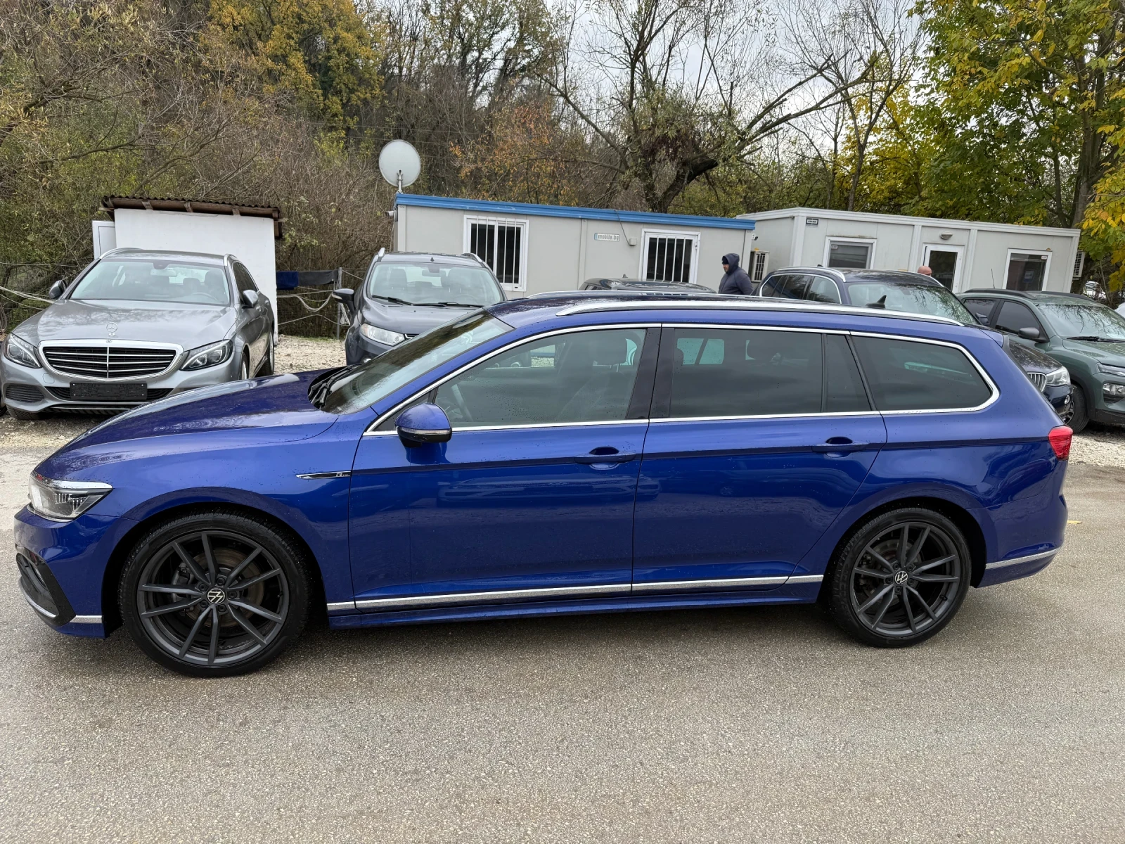 VW Passat 2.0TDI - 200.. - R-LINE | Mobile.bg   7