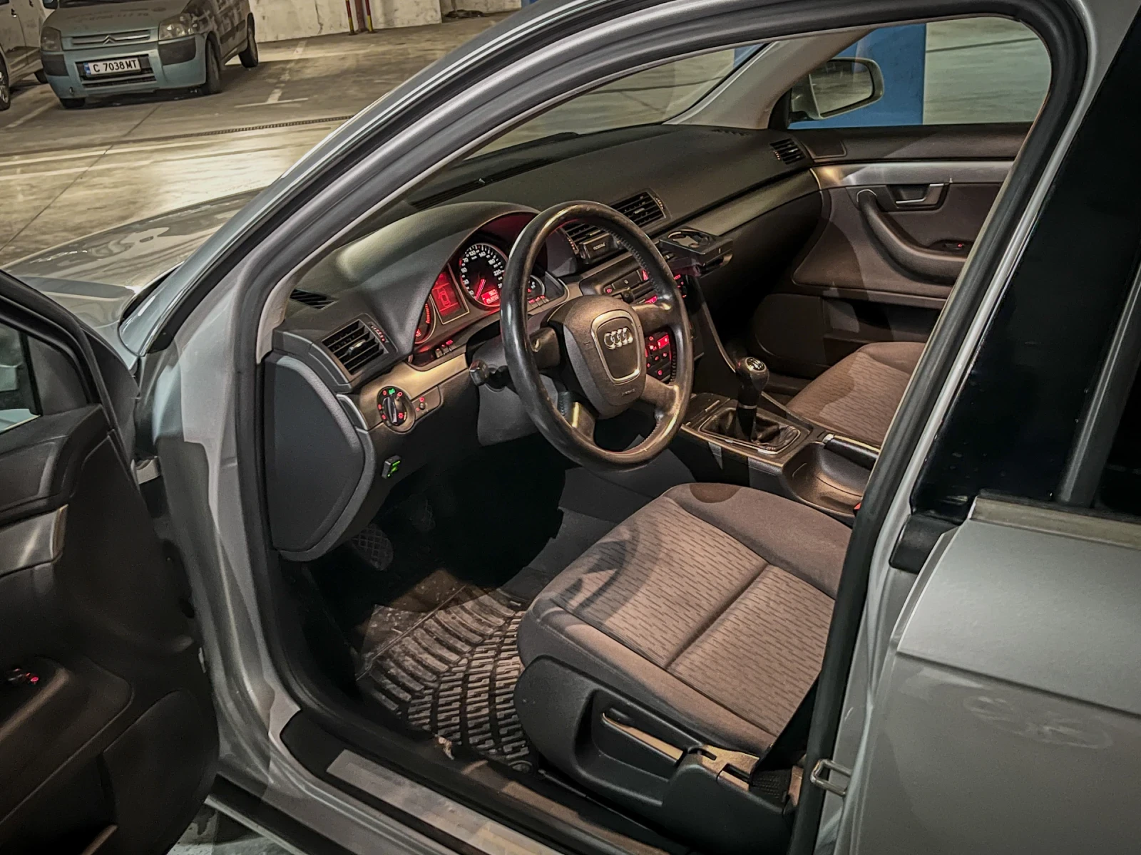 Audi A4 | Mobile.bg � ����������� 5