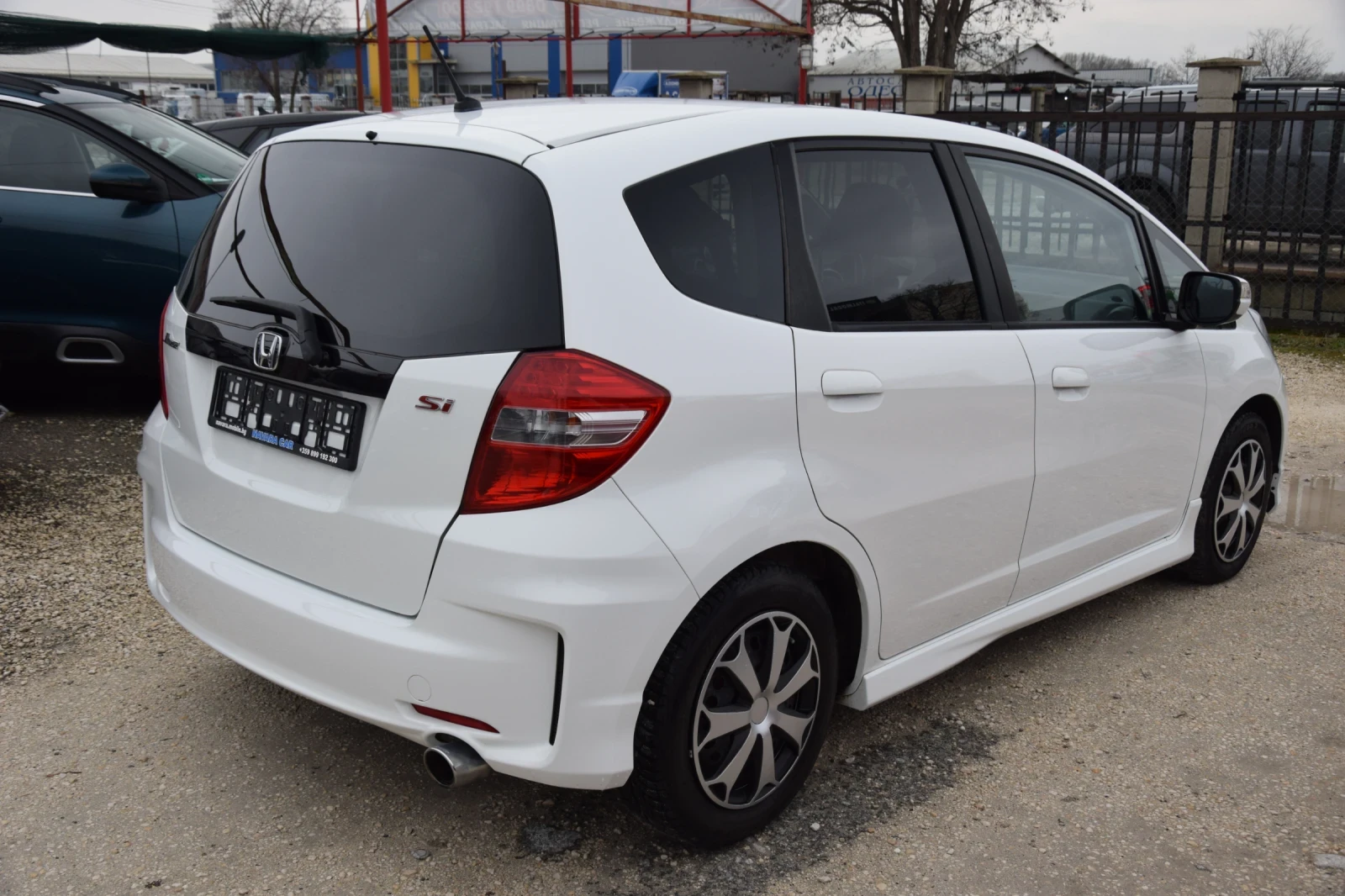 Honda Jazz 1.4 Si - изображение 7