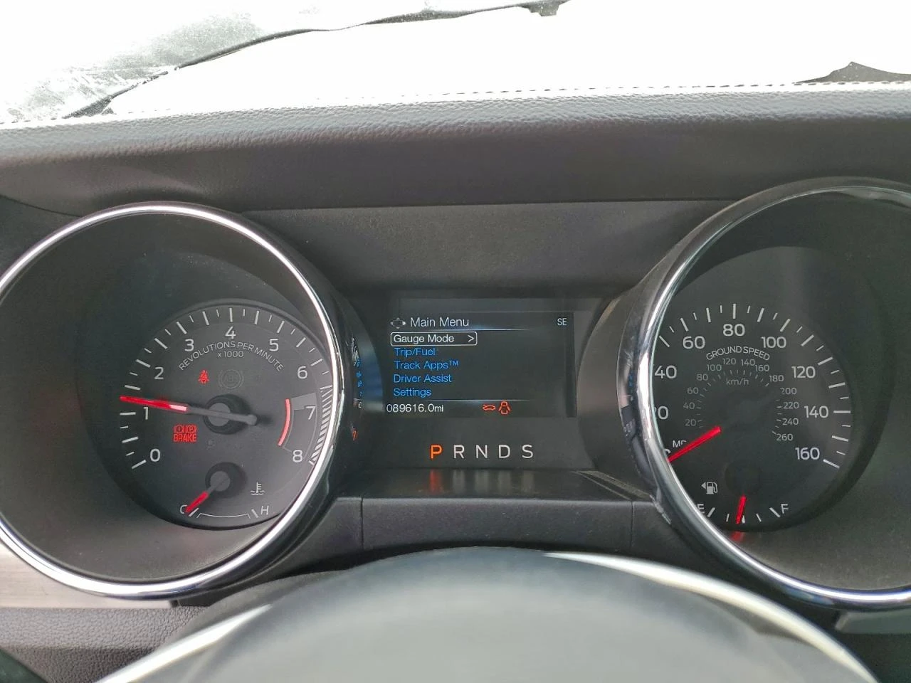 Ford Mustang ECOBOOST* КОЖА* ПОДГРЕВ* ОБДУХВАНЕ* ГОЛЯМА НАВИГАЦ - изображение 9