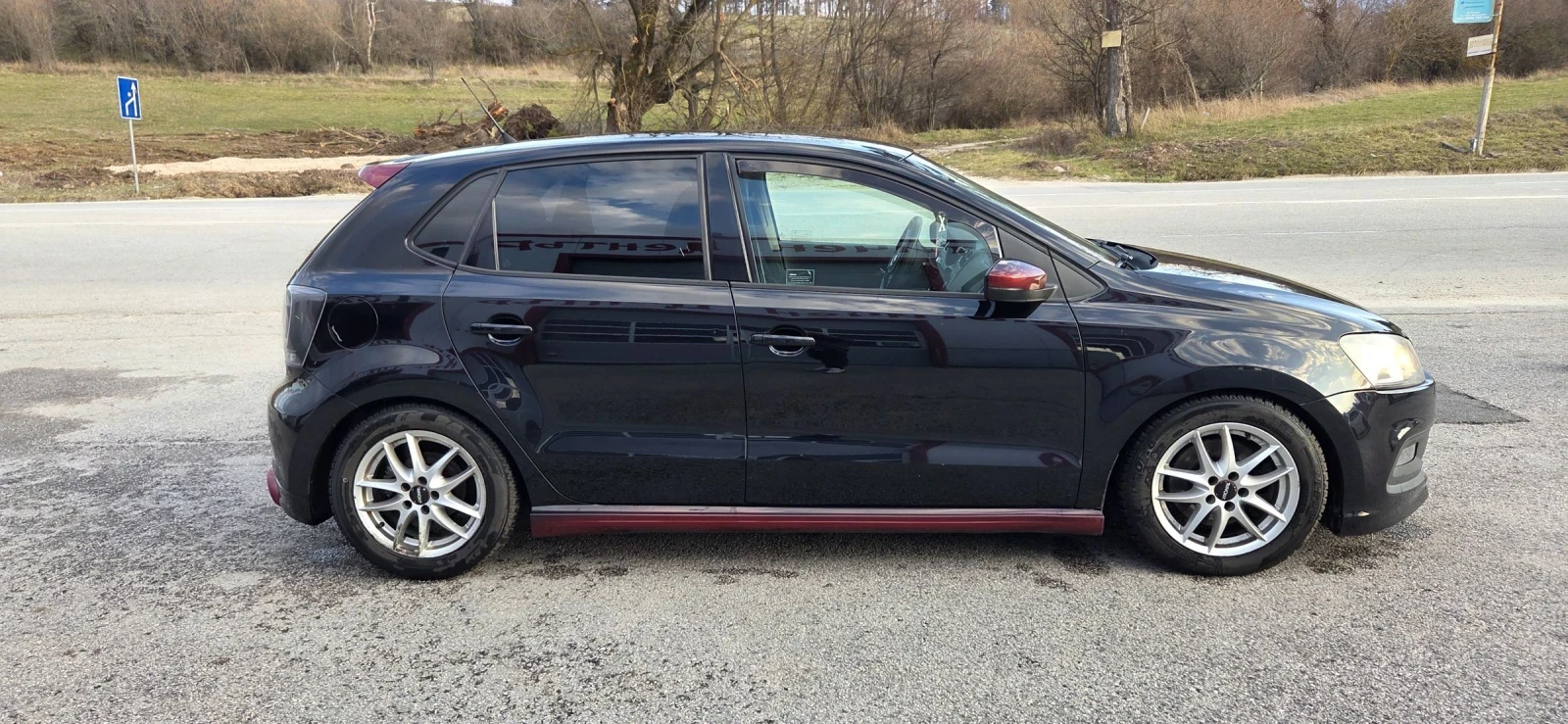 VW Polo 6R, снимка 5 - Автомобили и джипове - 53925517