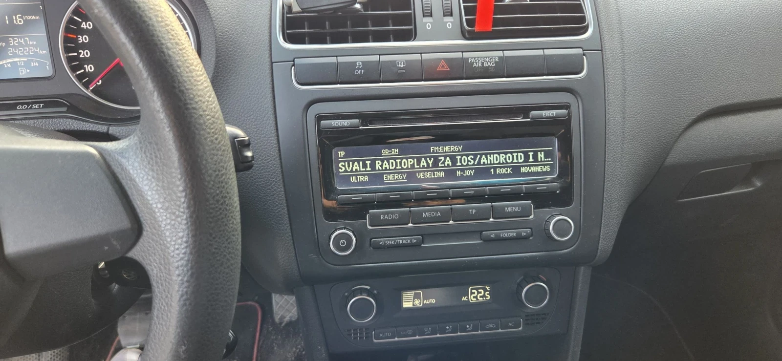 VW Polo 6R, снимка 7 - Автомобили и джипове - 53925517