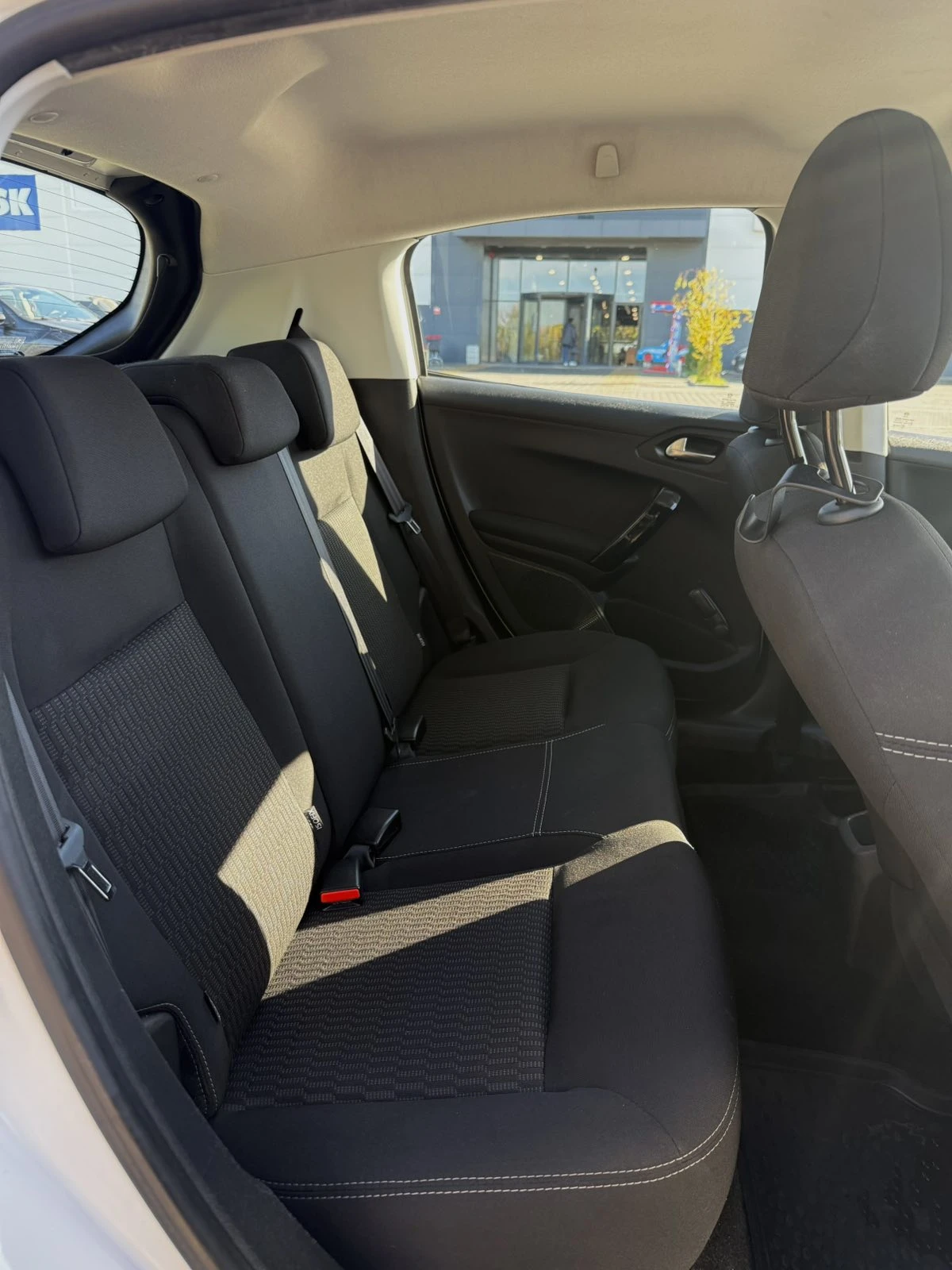 Peugeot 208 Peugeot 208 1.2 VTi 68hp BVM5 EURO 6.2 | Mobile.bg � ����������� 9