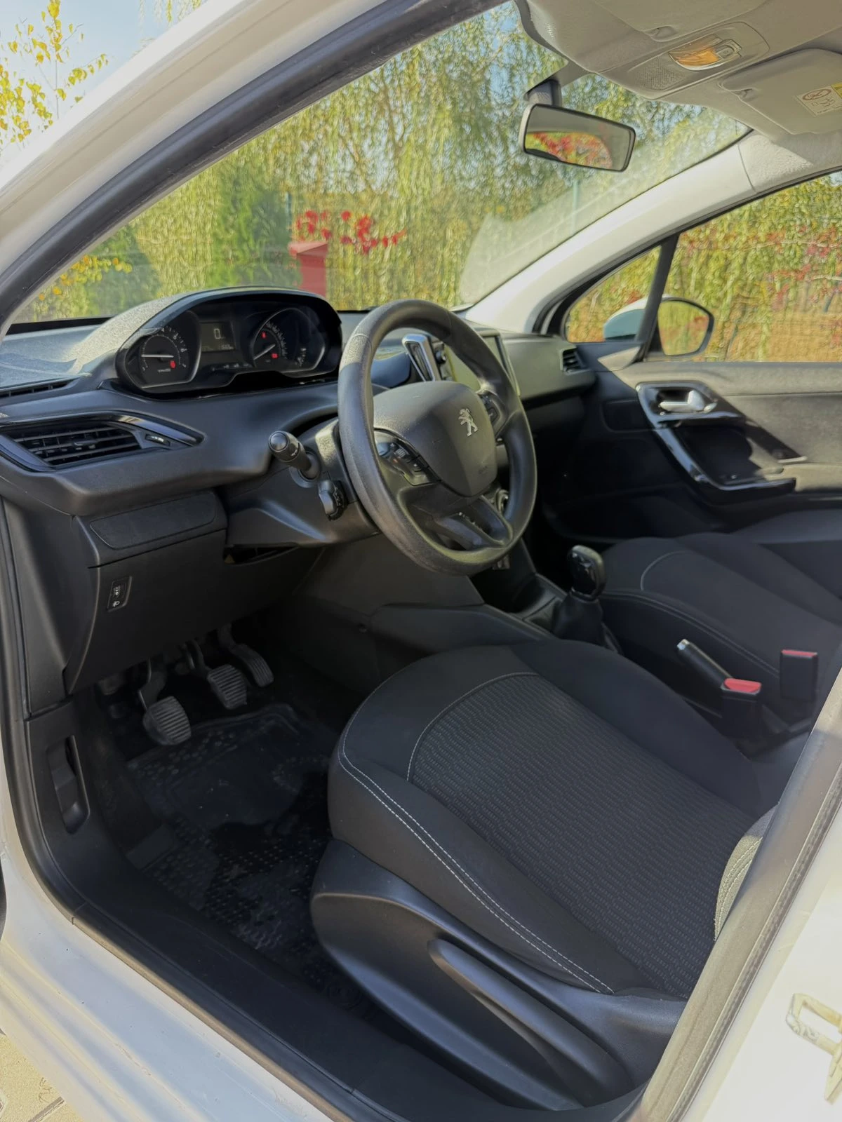Peugeot 208 Peugeot 208 1.2 VTi 68hp BVM5 EURO 6.2 | Mobile.bg � ����������� 7
