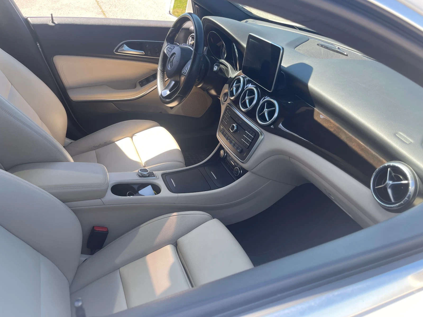 Mercedes-Benz CLA 250 4 matic, снимка 9 - Автомобили и джипове - 54324983